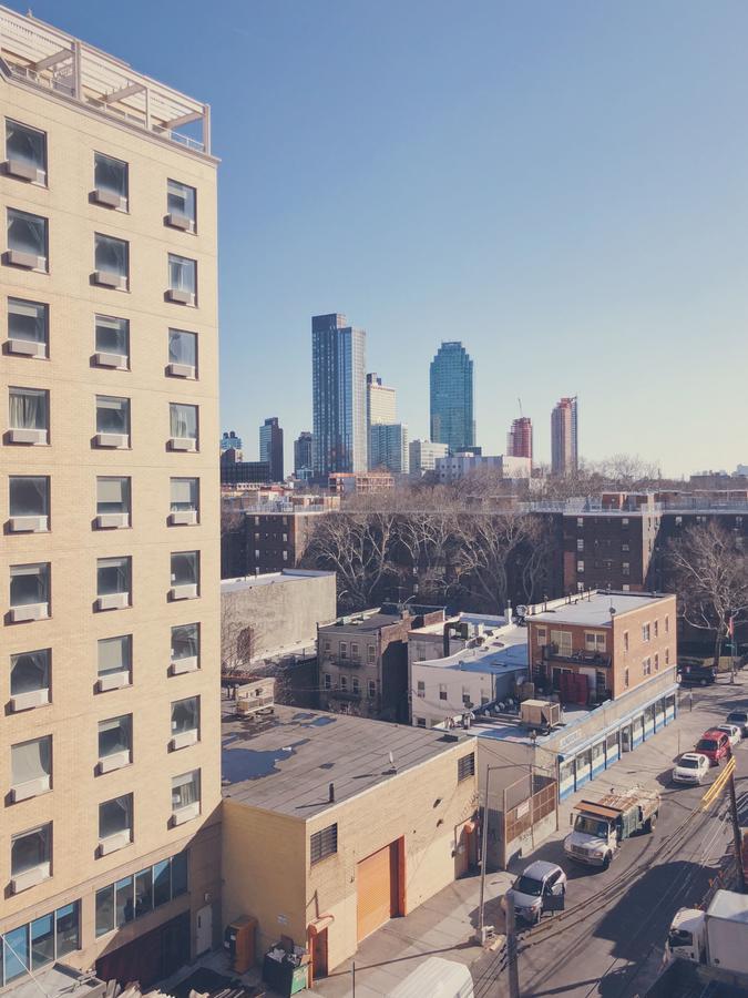 Mayfair Inn And Suites Ню Йорк Екстериор снимка