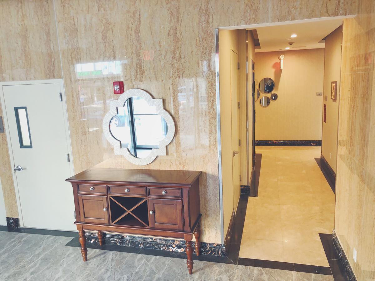 Mayfair Inn And Suites Ню Йорк Екстериор снимка