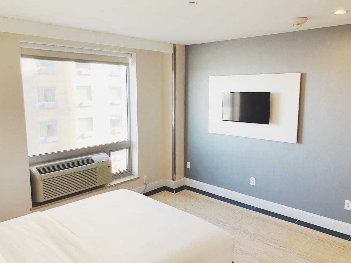 Mayfair Inn And Suites Ню Йорк Екстериор снимка