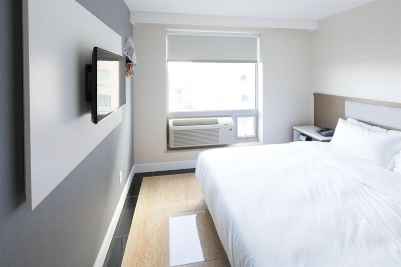 Mayfair Inn And Suites Ню Йорк Екстериор снимка
